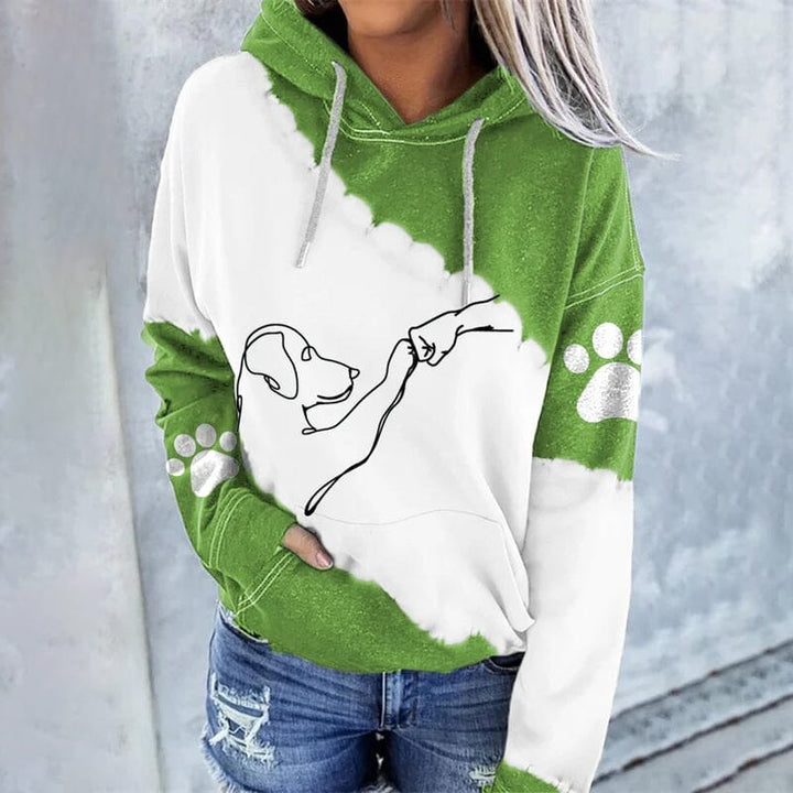 Trendy, loose-fitting hoodie with digital print