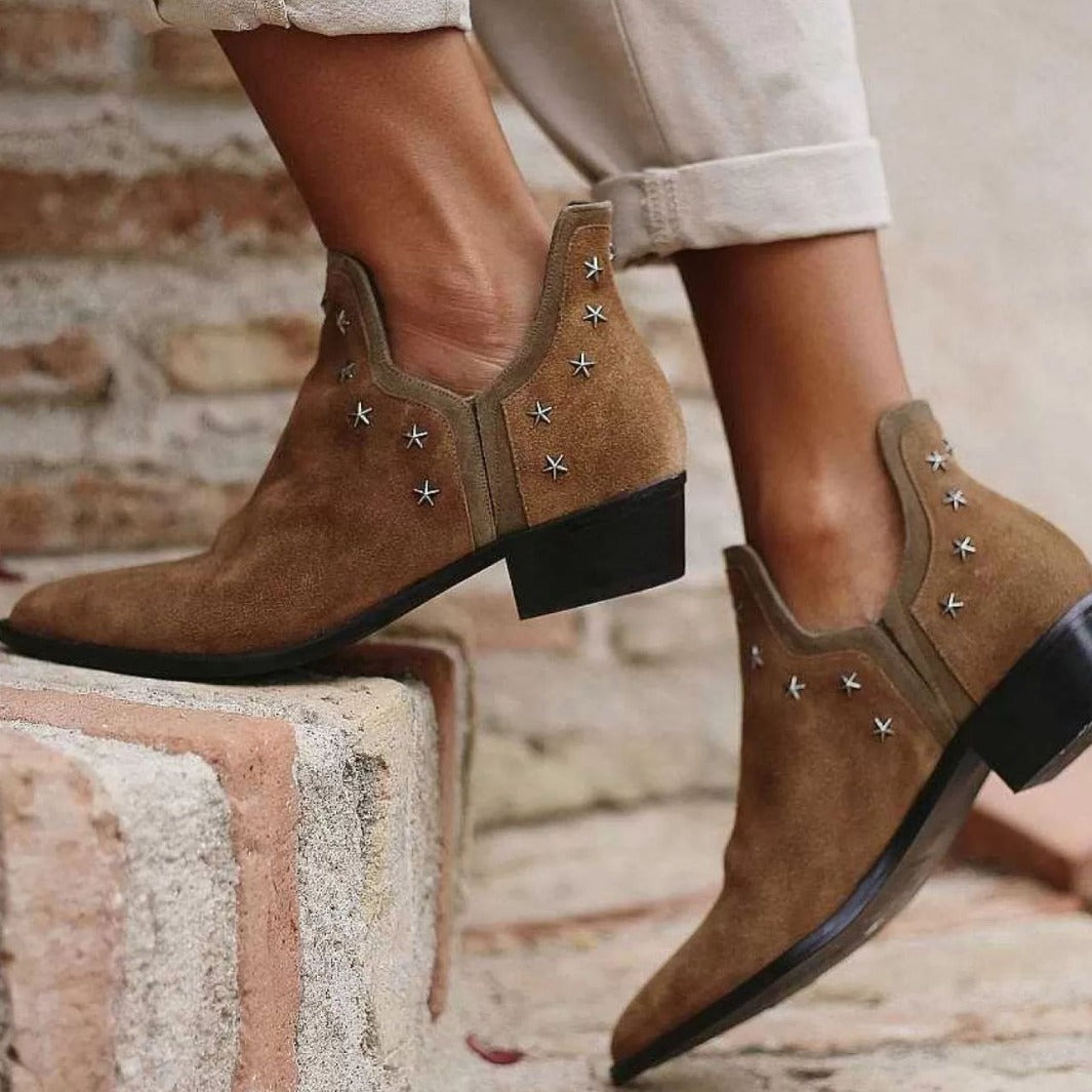 Evelyn | Western Boots With Studs